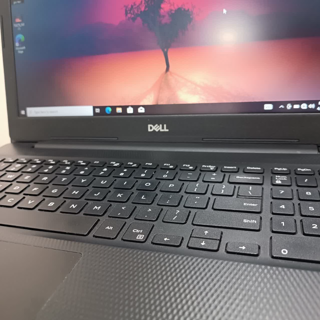 لپ تاپ Dell Insperion 15 در حد آک